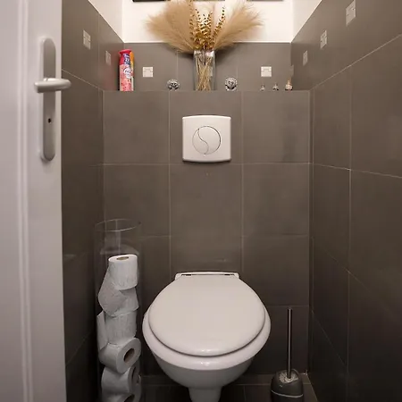 Le Solea - Spacieux Confort -climatisation-wifi * Menton